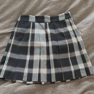Aritzia Sunday Best Plaid Pleated Skirt